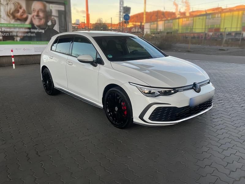 Weiß Gebraucht 2021 VW Golf Limousine | 23.000 € - Bild 1/4