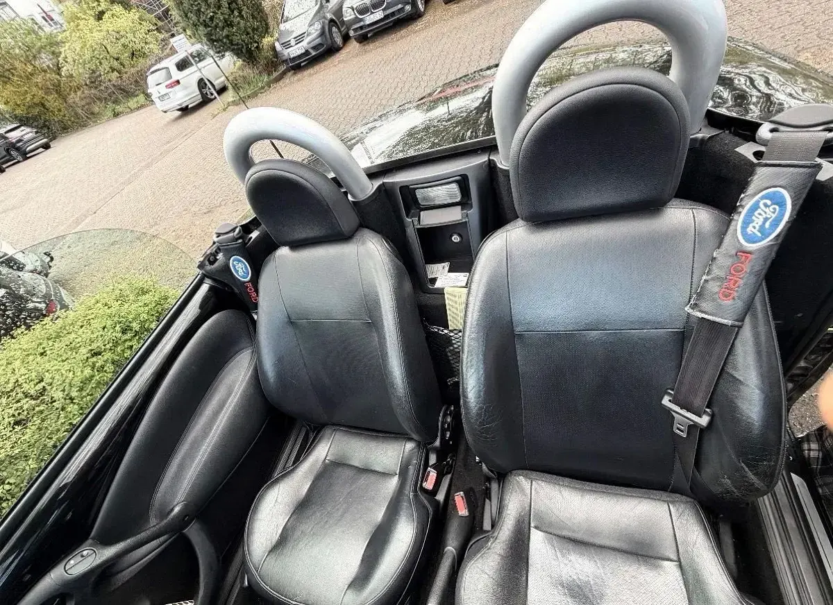 Gebraucht Ford StreetKa 95 PS (69 kW) 2005 Schwarz Cabrio