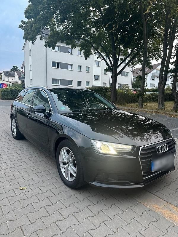 Schwarz Gebraucht 2017 Audi A4 Design Kombi | 11.900 € (Superpreis) - Bild 1/4