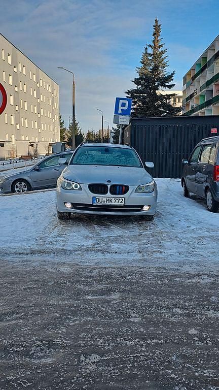 Gebraucht BMW 523 190 PS (139 kW) 2009 Silber Kombi