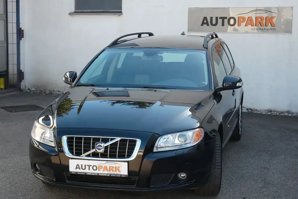 Gebraucht Volvo V70 Kinetic 136 PS (100 kW) 2008 Schwarz Kombi