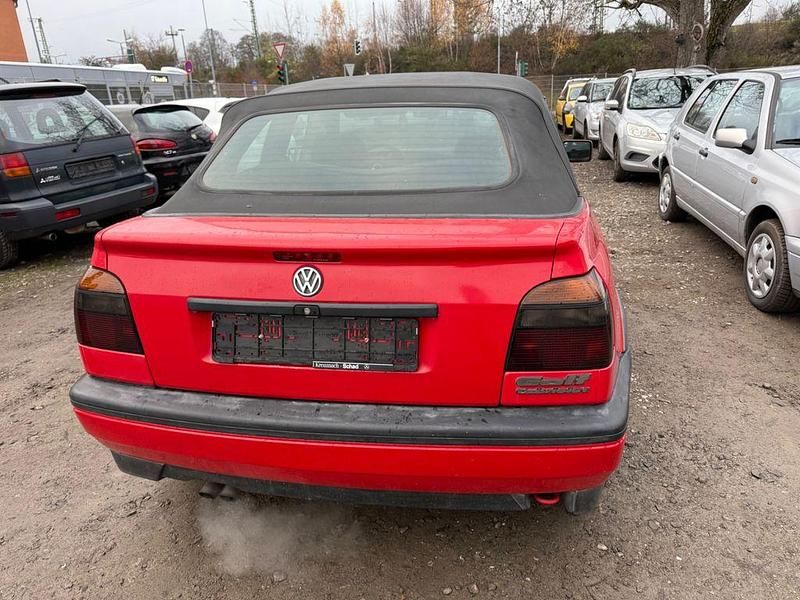 Gebraucht VW Golf Cabriolet 101 PS (74 kW) 1998 Rot Cabrio