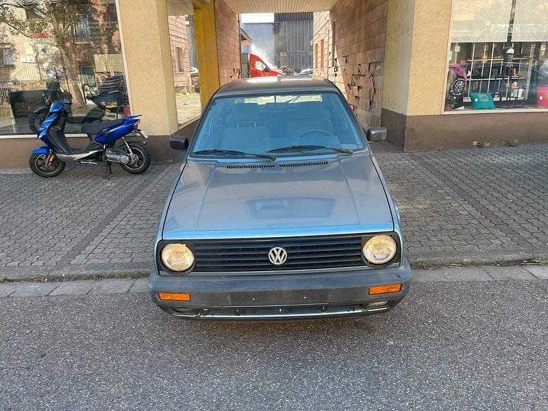Second-hand VW Golf II 90 CP (66 kW) 1990 Gri Hatchback