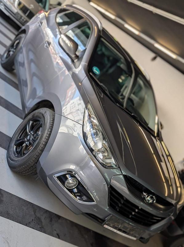 Gebraucht Hyundai ix35 135 PS (99 kW) 2012 Grau SUV