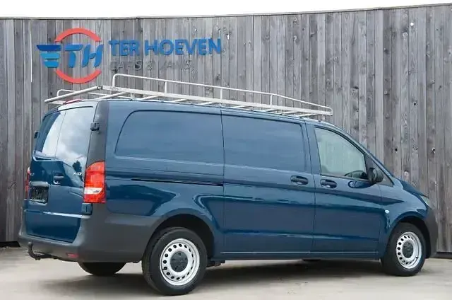 Gebraucht Mercedes Vito 114 PS (83 kW) 2017 Blau Van