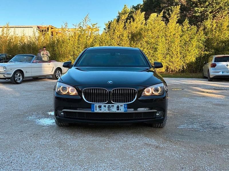 Gebraucht BMW 750L 449 PS (330 kW) 2012 Schwarz Limousine