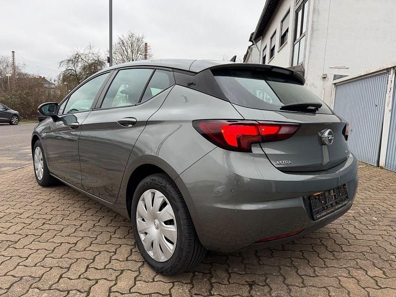 Gebraucht Opel Astra Business 105 PS (77 kW) 2019 Grau Kombi