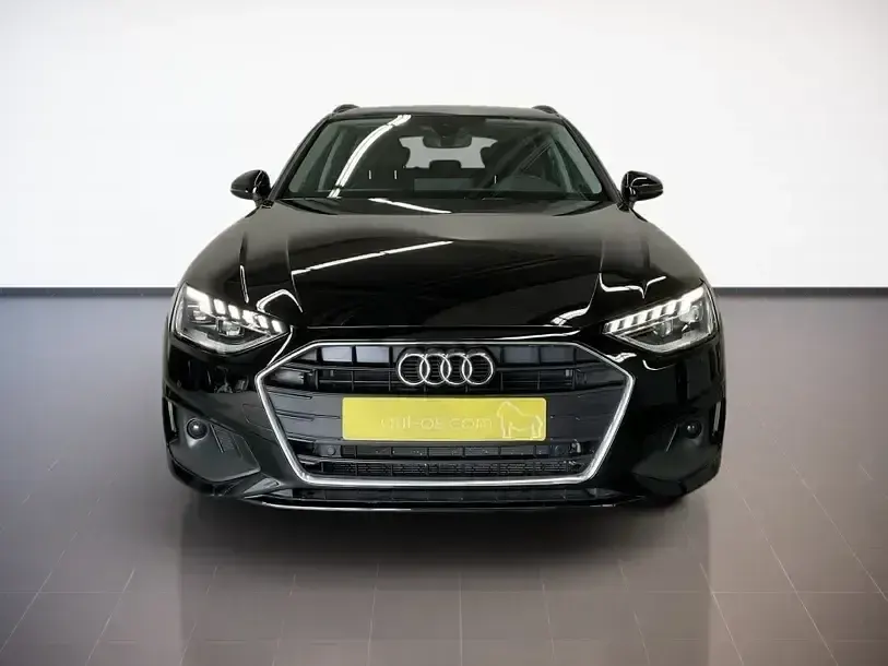 Gebraucht Audi A4 Sport 204 PS (150 kW) 2023 Brillantschwarz Kombi