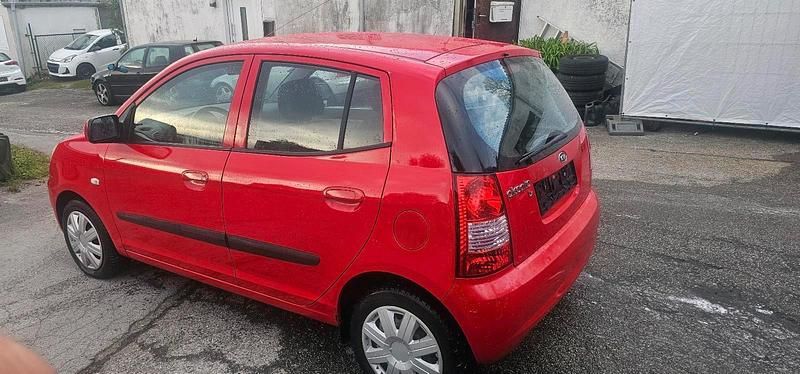 Gebraucht Kia Picanto LX 65 PS (47 kW) 2007 Rot Kleinwagen