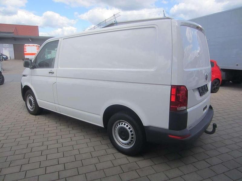 Używany VW Transporter 150 KM (110 kW) 2021 Biały Van