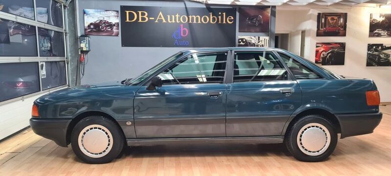Grau metallic Gebraucht 1990 Audi 80 Limousine | 2.499 € - Bild 1/4