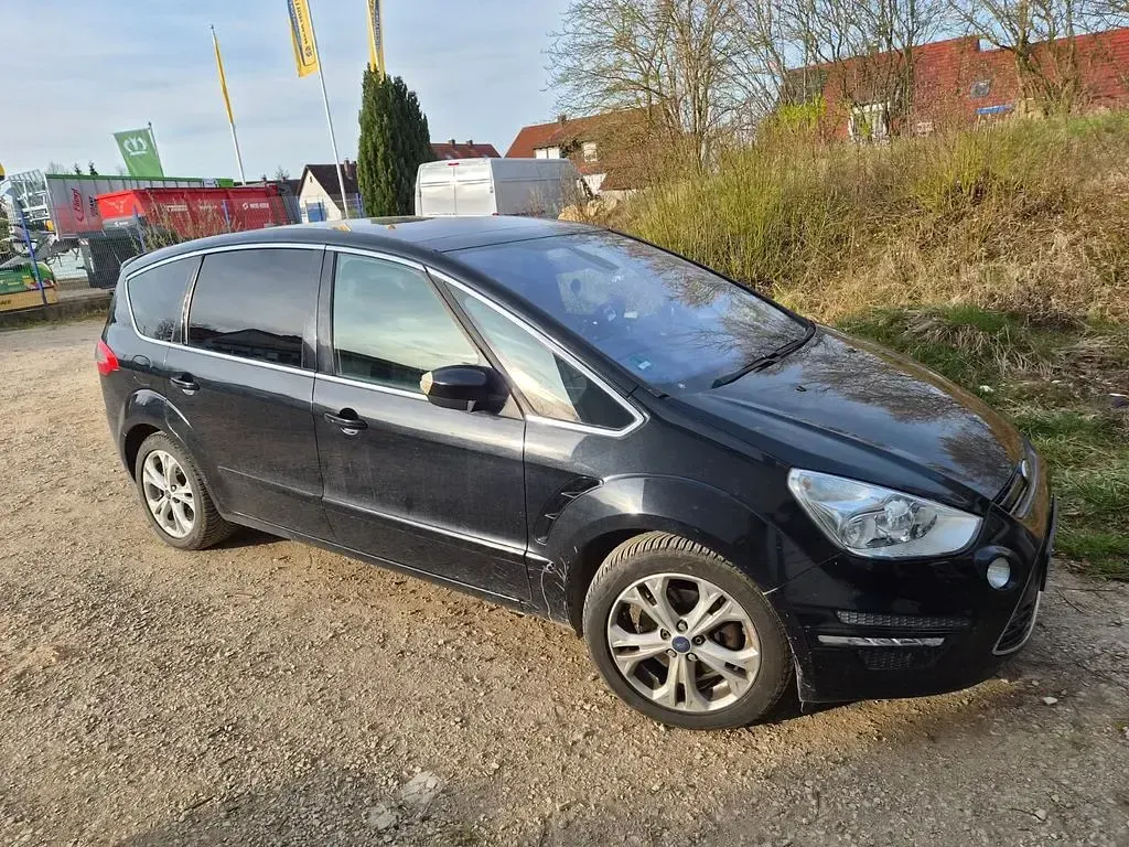 Usata Ford S-MAX Titanium 160 CV (117 kW) 2011 Nero Monovolume