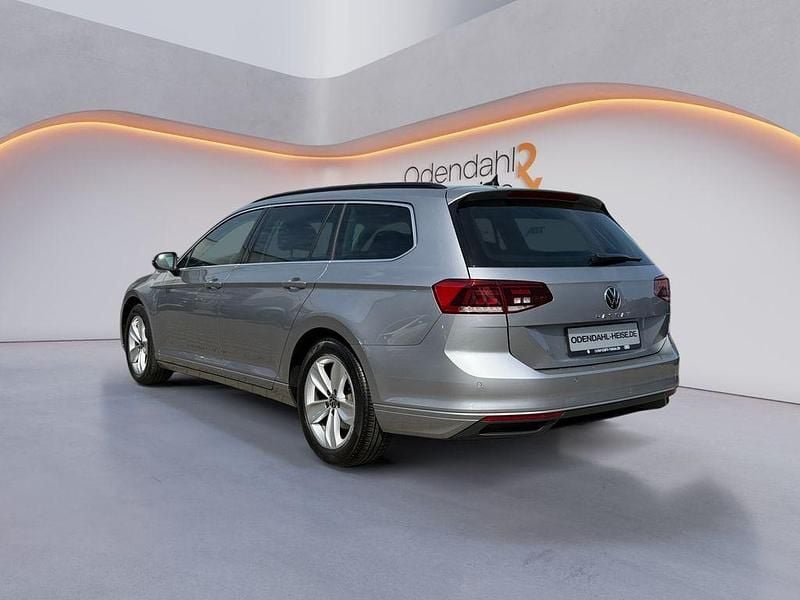Gebraucht VW Passat Business 200 PS (147 kW) 2022 Silber Kombi
