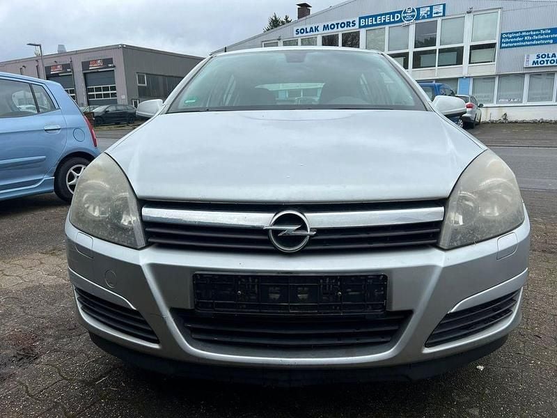 Gebraucht Opel Astra Enjoy 105 PS (77 kW) 2004 Silber Limousine