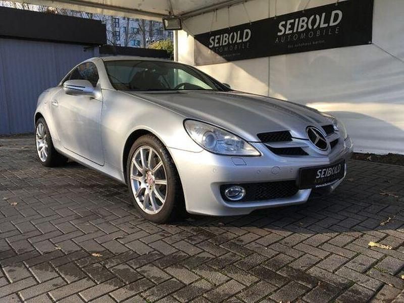 Gebraucht Mercedes SLK300 231 PS (169 kW) 2009 Silber Cabrio