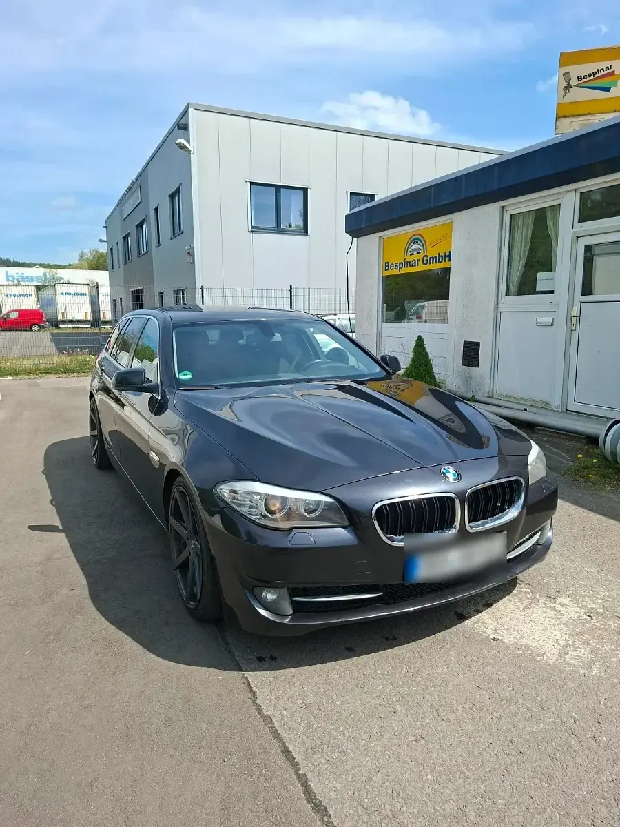 Second-hand BMW 525 218 CP (160 kW) 2013 Negru Break