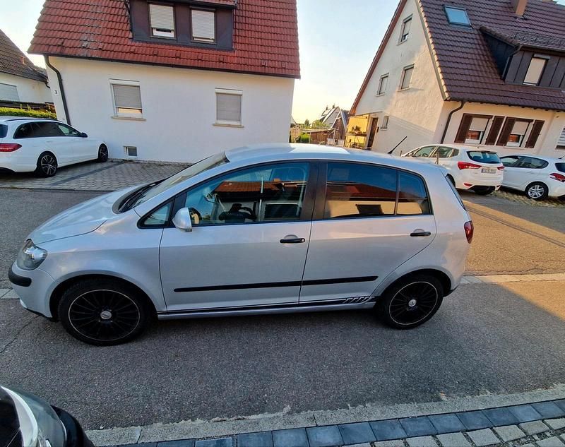 Silber Gebraucht 2006 VW Golf V Limousine | 3.000 € (Fairer Preis) - Bild 1/4