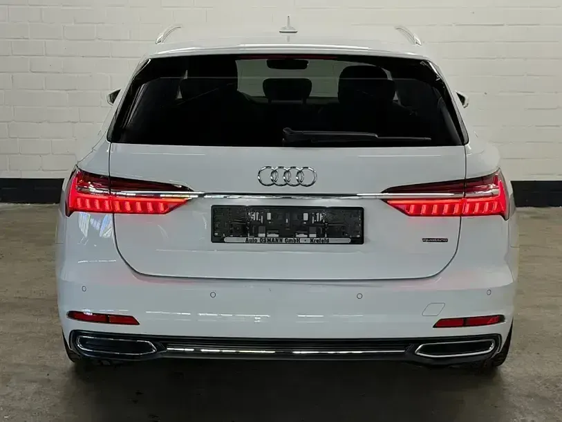 Gebraucht Audi A6 Sport 286 PS (210 kW) 2023 Ibisweiã Kombi