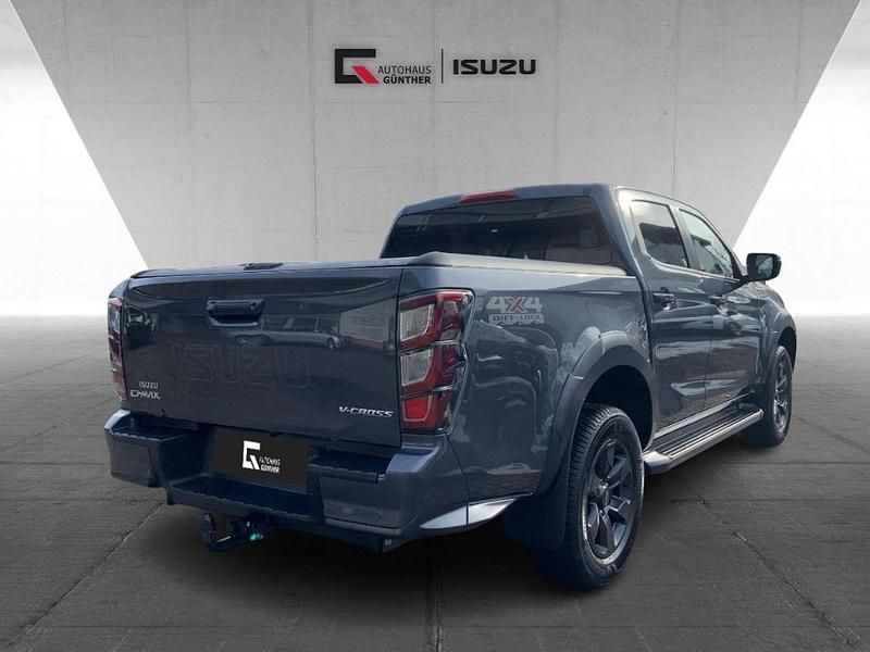 Gebraucht Isuzu D-Max 163 PS (119 kW) 2026 Obsidian grey Pickup