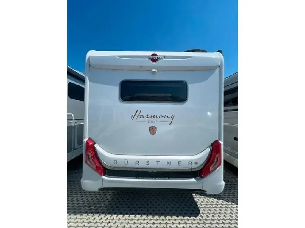 Gebraucht Buerstner Lyseo TD 179 PS (131 kW) 2025 Fahrerhaus: lanzarote grau Van