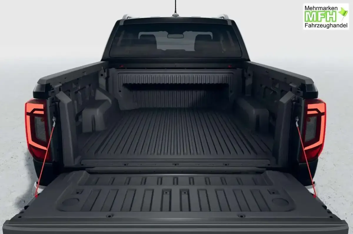 Neu VW Amarok Style 241 PS (177 kW) 2026 Midnight black metallic Pickup