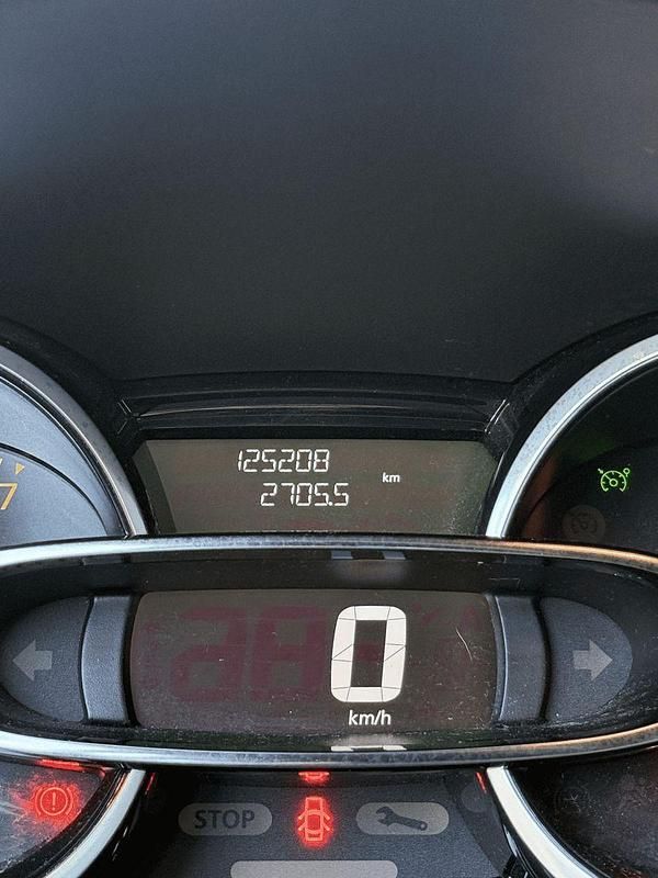 Gebraucht Renault Clio IV LIMITED 90 PS (66 kW) 2016 Schwarz Kleinwagen