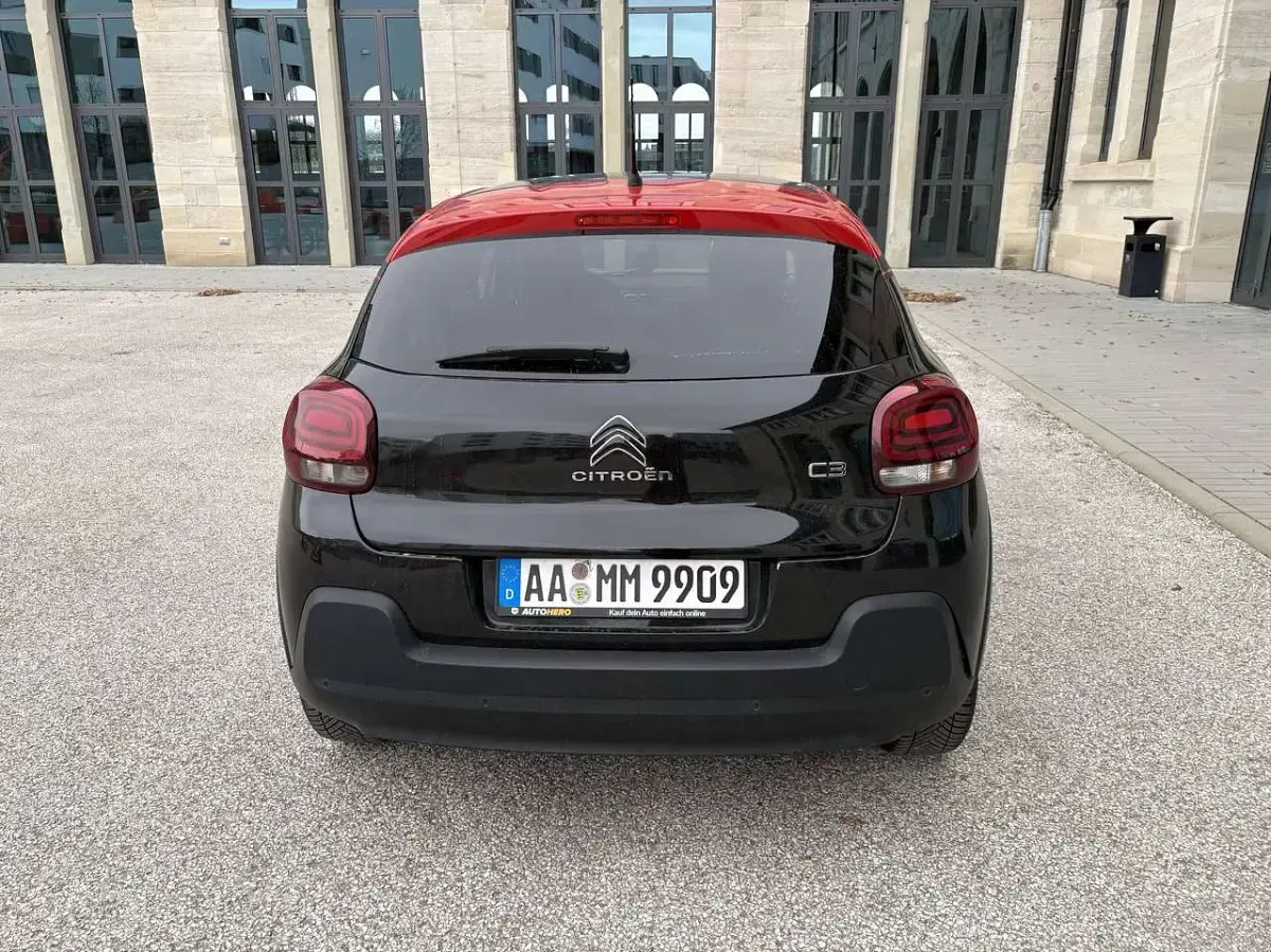 Gebraucht Citroën C3 PureTech 110 PS (80 kW) 2018 Schwarz Kleinwagen