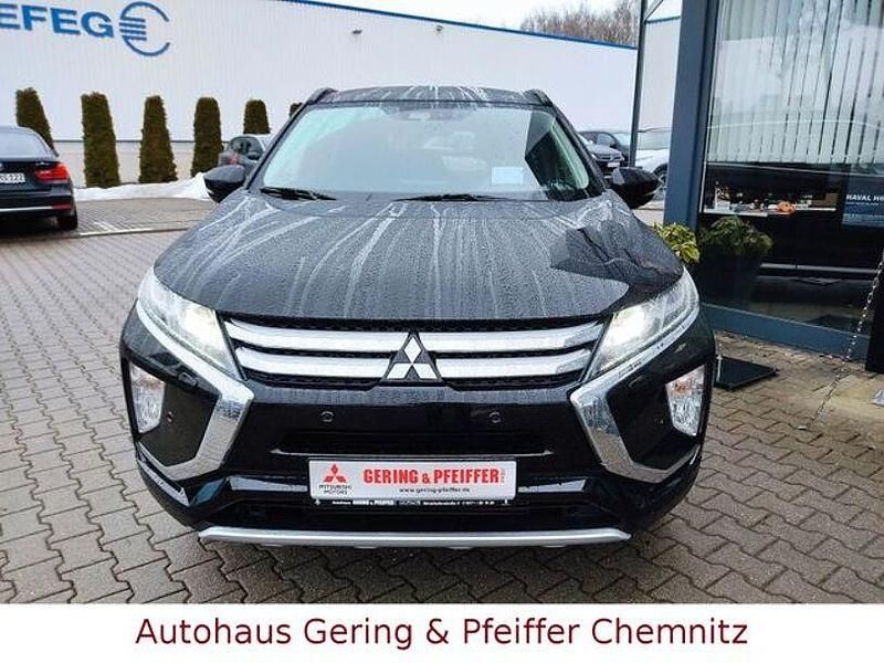 Gebraucht Mitsubishi Eclipse Cross Top 163 PS (119 kW) 2018 Schwarz SUV