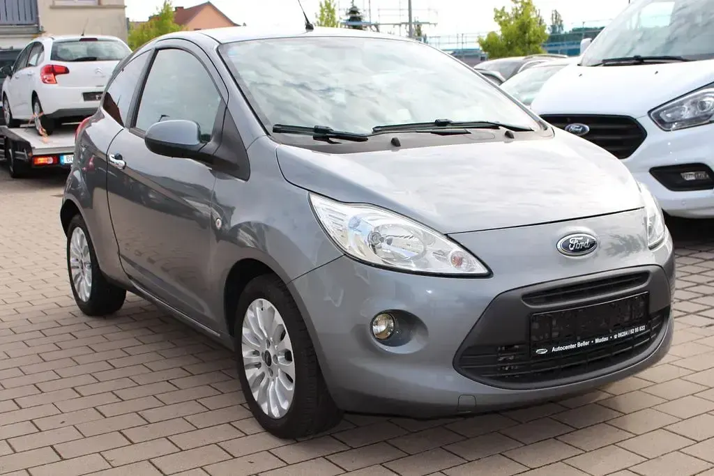 Gebraucht Ford Ka Titanium 75 PS (55 kW) 2013 Grau Kleinwagen