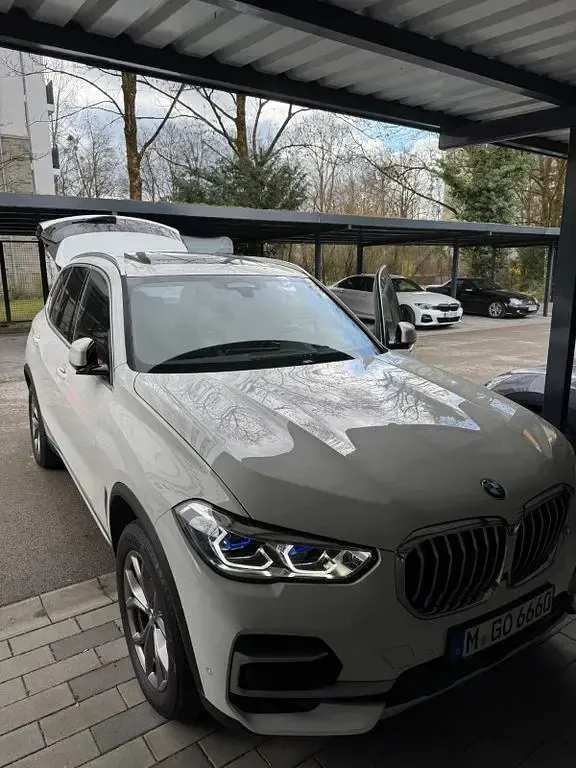 Gebraucht BMW X5 Sport Line 340 PS (250 kW) 2022 Weiß SUV