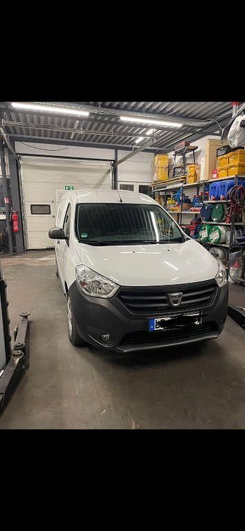 Weiß Gebraucht 2016 Dacia Dokker Express Ambiance Van | 8.299 € (Fairer Preis) - Bild 1/4