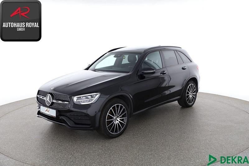 Schwarz Gebraucht 2022 Mercedes GLC300 AMG SUV | 40.859 € (Fairer Preis) - Bild 1/4