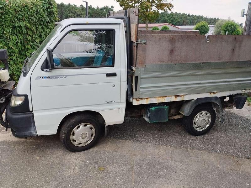 Weiß Gebraucht 2009 Piaggio Porter Van | 4.400 € - Bild 1/4