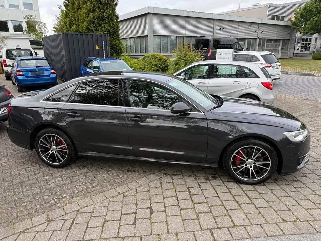Używany Audi A6 Ambiente 218 KM (160 kW) 2016 Szary Sedan/Limuzyna