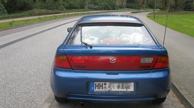 Gebraucht Mazda 323F 88 PS (64 kW) 1998 Braun metallic Limousine