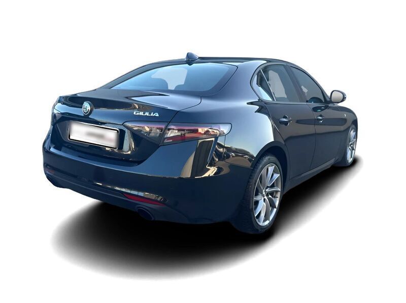 Schwarz Gebraucht 2024 Alfa Romeo Giulia Ti Limousine | 44.206 € (Teuer) - Bild 1/4