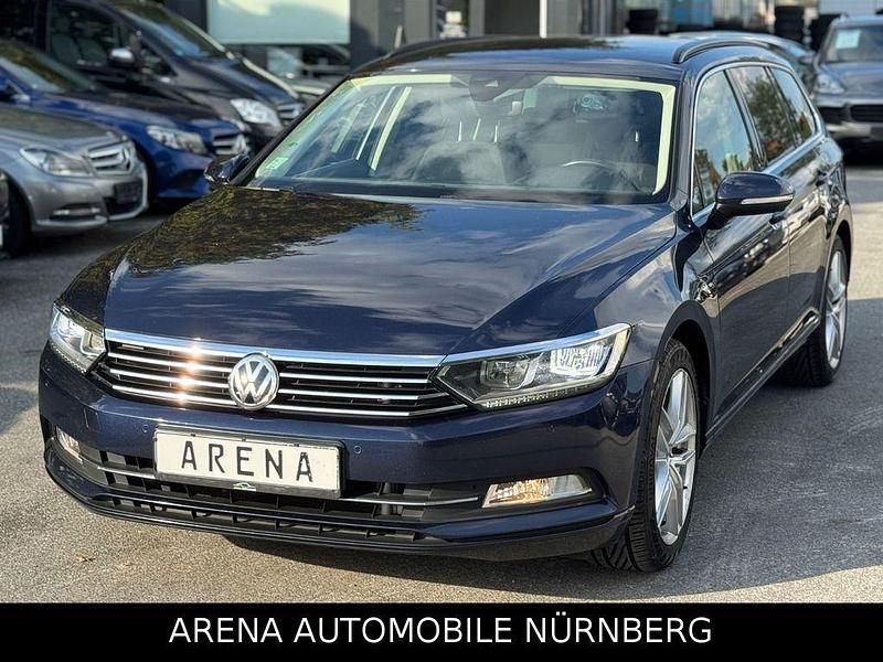 Blau Gebraucht 2015 VW Passat Comfortline Kombi | 13.999 € (Fairer Preis) - Bild 1/4