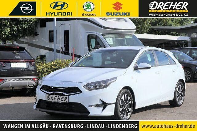 Gebraucht Kia Ceed 140 PS (102 kW) 2025 Casa white Kleinwagen