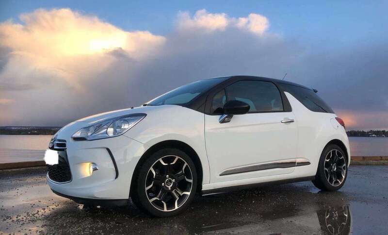 Weiß Gebraucht 2012 Citroën DS3 Sport Chic Limousine | 3.000 € (Superpreis) - Bild 1/4
