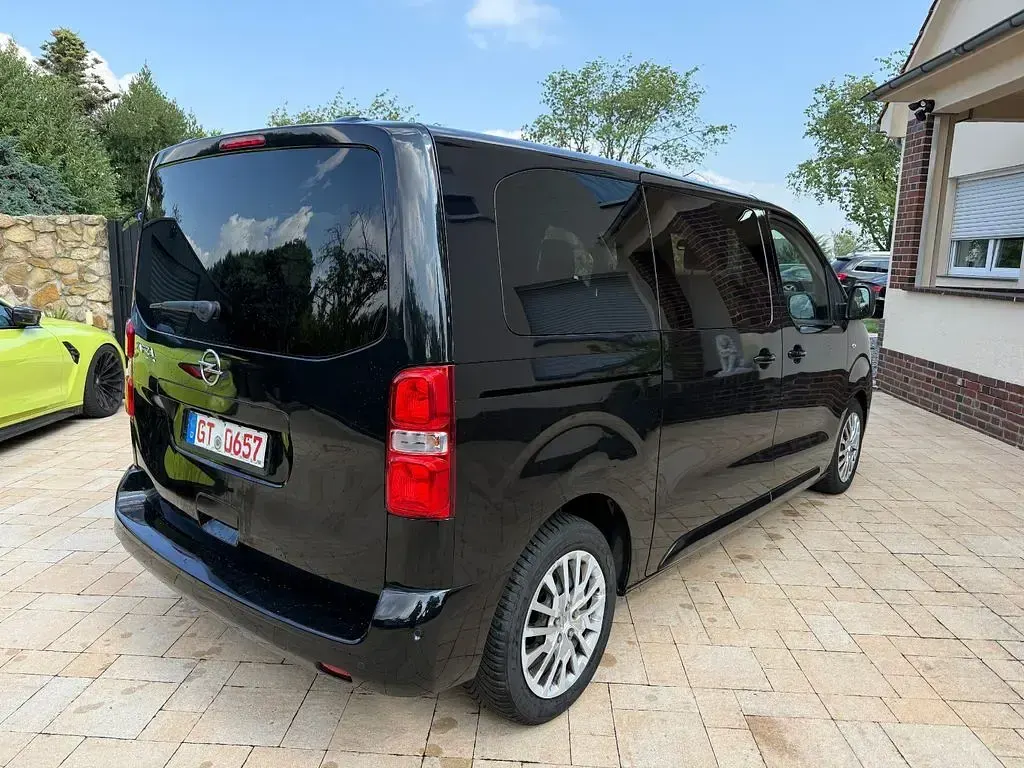 Gebraucht Opel Zafira Life Selection 144 PS (105 kW) 2021 Schwarz Van / Kleinbus