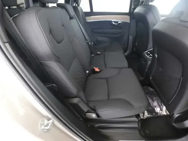 Gebraucht Volvo XC90 Plus 335 PS (246 kW) 2025 Bright dusk / metallic SUV