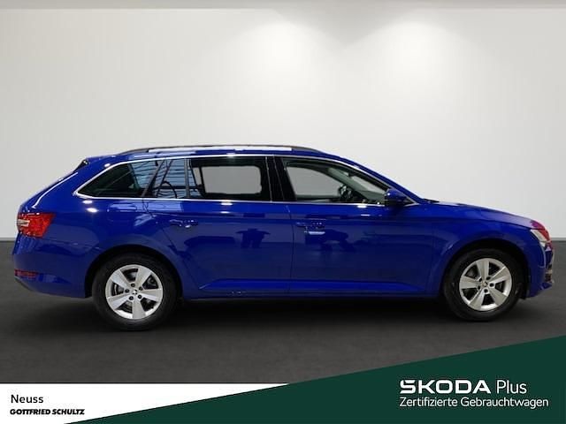 Gebraucht Skoda Superb Ambition 150 PS (110 kW) 2023 Energyblau Kombi