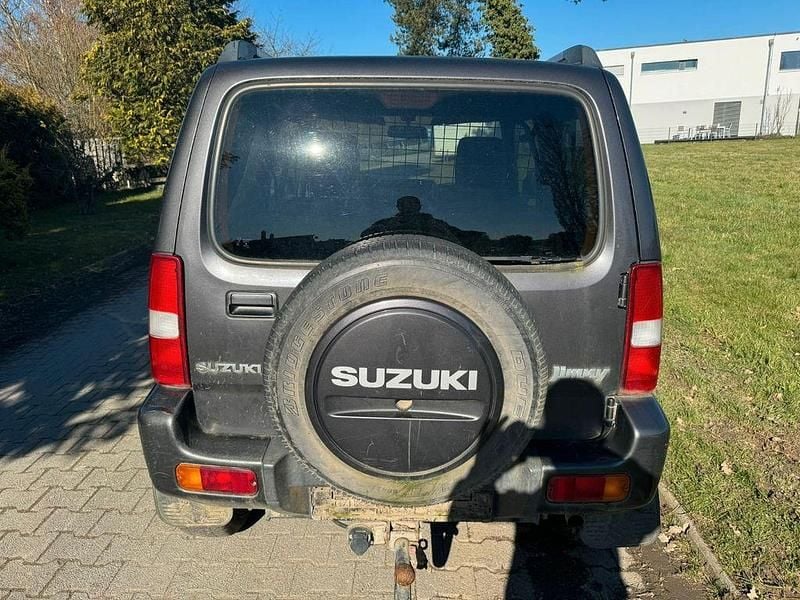 Gebraucht Suzuki Jimny 86 PS (63 kW) 2014 Grau SUV