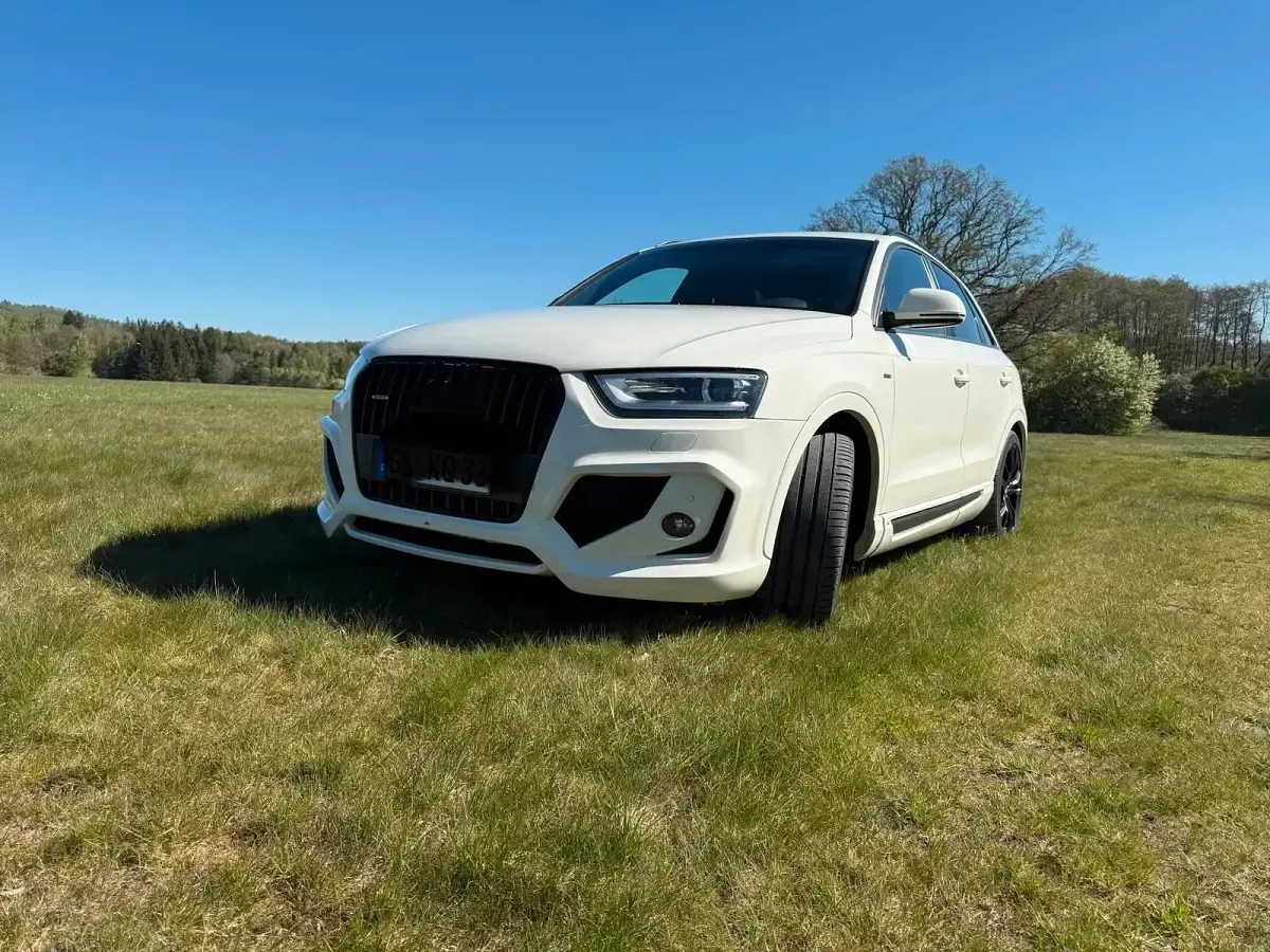 Second-hand Audi Q3 Comfort 220 CP (161 kW) 2013 Alb SUV