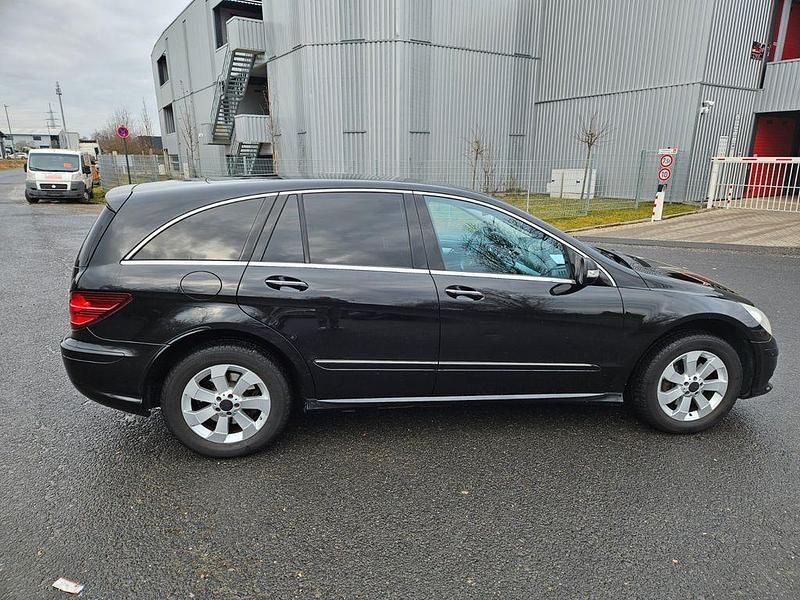 Gebraucht Mercedes R350 272 PS (200 kW) 2008 Schwarz Van / Kleinbus