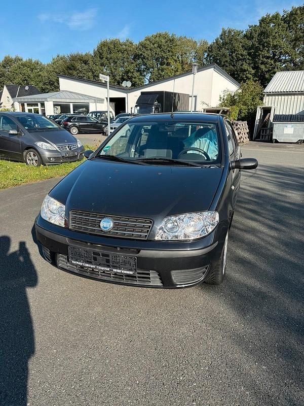 Schwarz Gebraucht 2006 Fiat Punto Kleinwagen | 1.550 € (Fairer Preis) - Bild 1/4