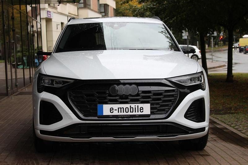 Gebraucht Audi Q8 e-tron S-Line 300 kW (408 PS) 2023 Weiß SUV