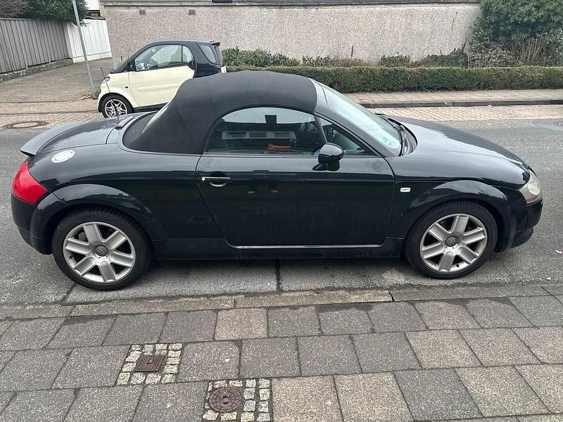 Gebraucht Audi TT Roadster 150 PS (110 kW) 2004 Schwarz Cabrio