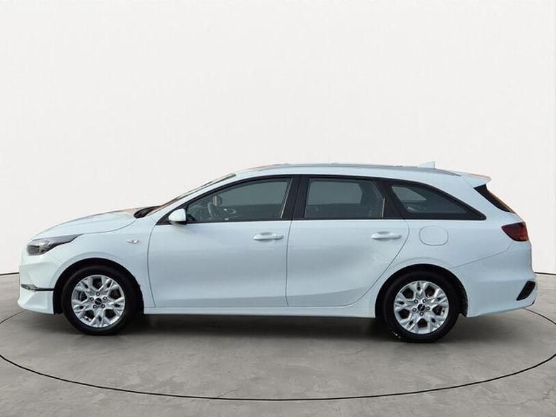 Gebraucht Kia Ceed Sportswagon Edition 7 101 PS (74 kW) 2023 Weiss Kombi