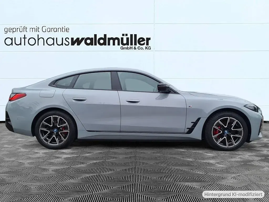 Gebraucht BMW i4 M Sport 400 kW (544 PS) 2022 Grau Limousine
